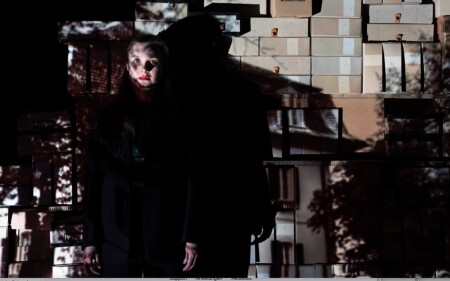 Bild zum Theaterstück Aus der Zeit